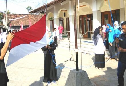 Peringati HUT RI Ke-72, Warga Melikan adakan Upacara Bendera